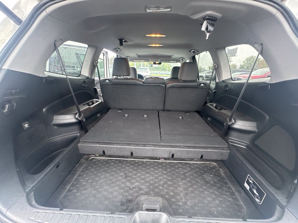 Used 2022 White Honda EX-L image 5