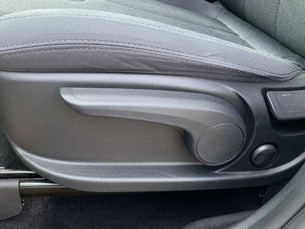2020 Hyundai Santa Fe SE - Photo 19