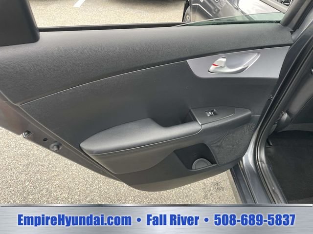 2024 Kia Forte LXS - Photo 14