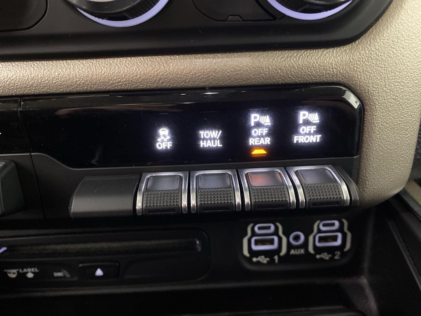 Used 2019 Delmonico Red Pearlcoat Ram Laramie image 22
