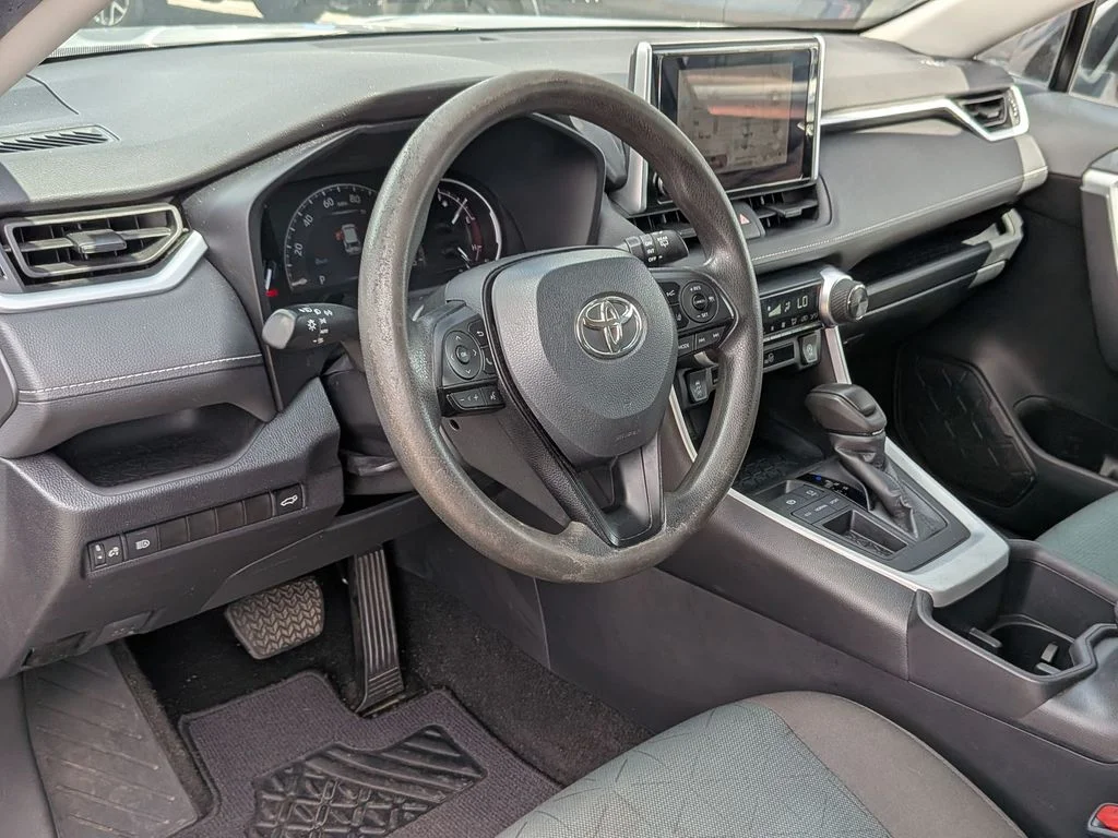 Used 2024 Silver Toyota XLE image 25