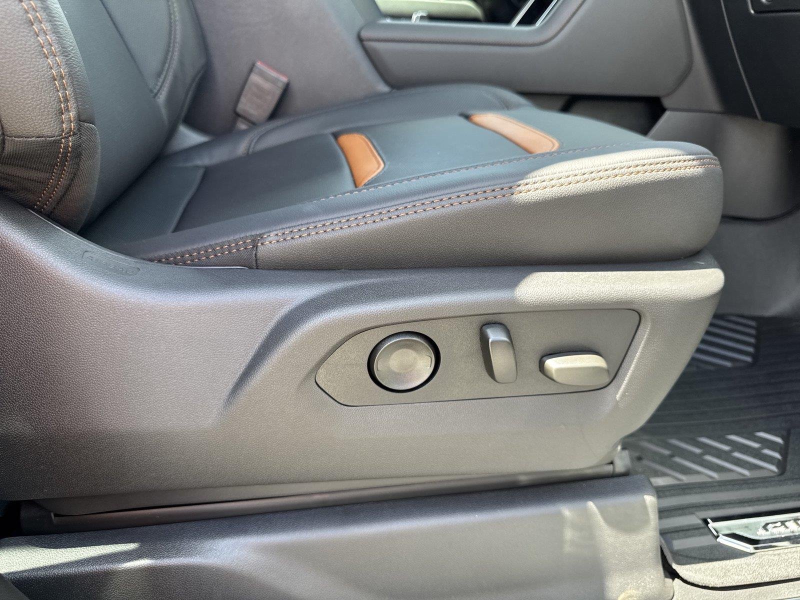 New 2026 Onyx Black GMC AT4 image 39