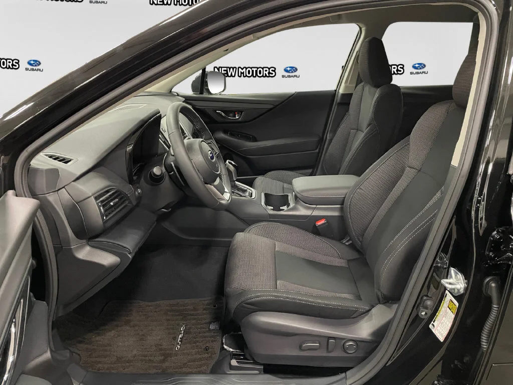 Used 2025 Crystal Black Silica Subaru Premium image 9