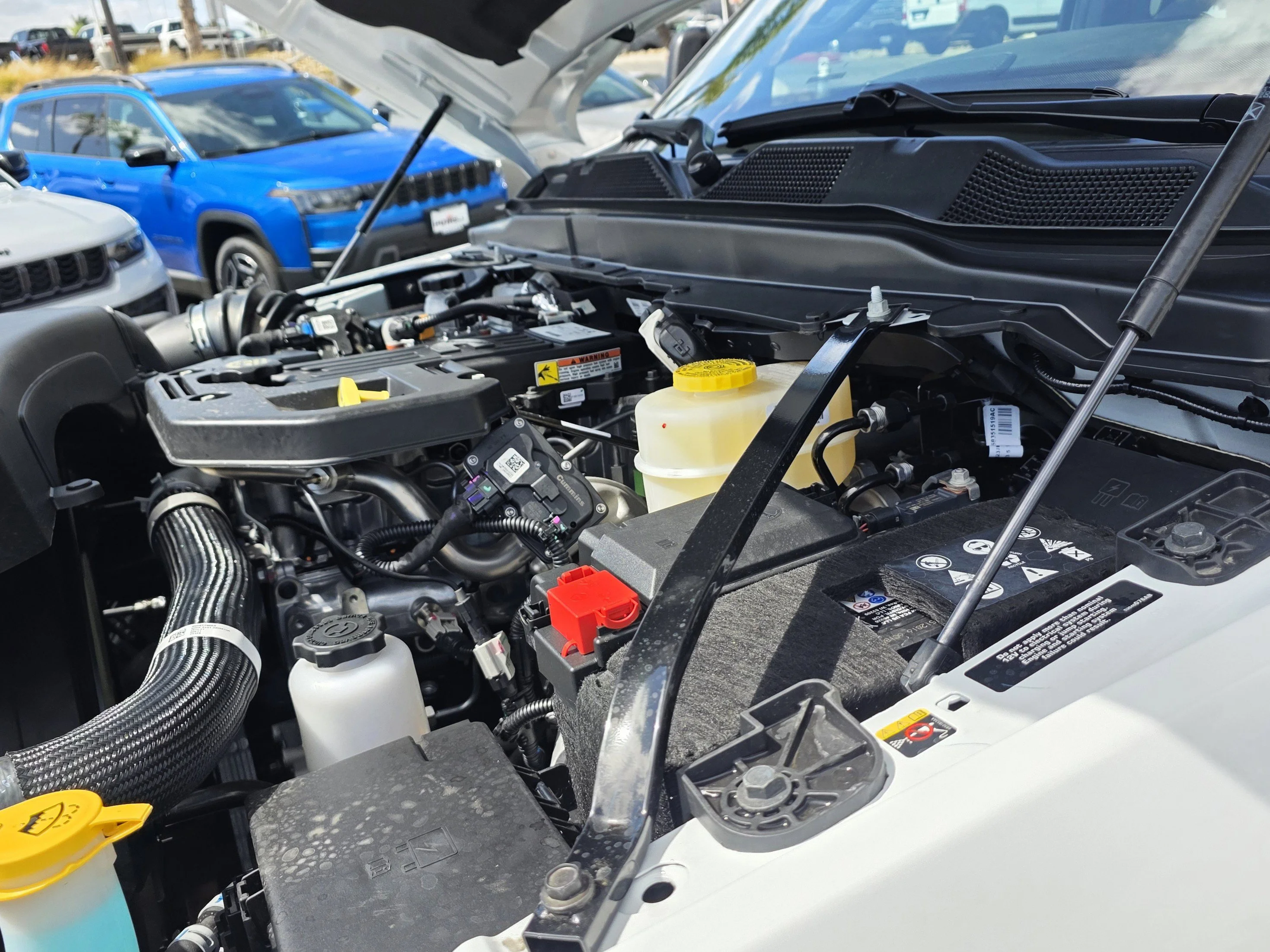 New 2026 Bright White Clearcoat RAM Tradesman image 20