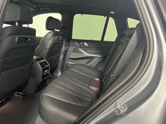 New 2026 Skyscraper Grey Metallic BMW xDrive40i image 14