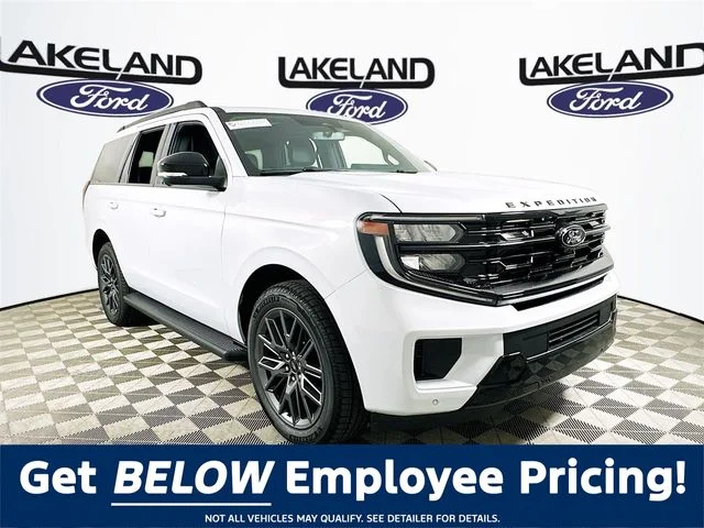 New 2026 Silver Ford Platinum image 1