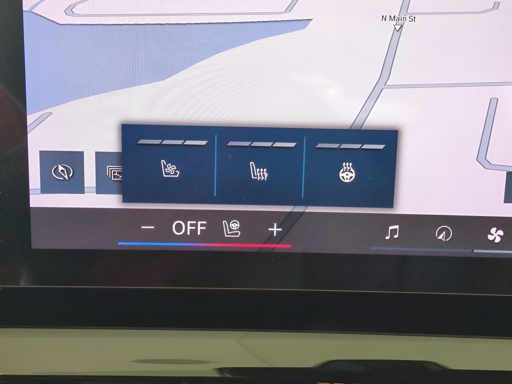 New 2026 Vegas Red Metallic BMW Base image 23
