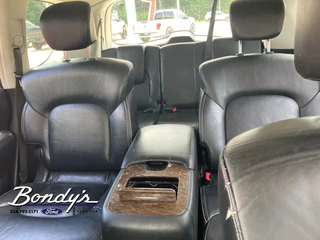 Used 2015 White INFINITI Base image 4