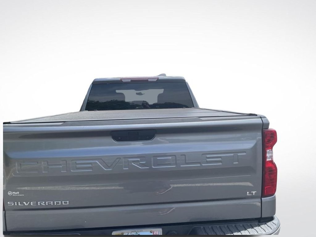 Used 2020 Gray Chevrolet LT image 4