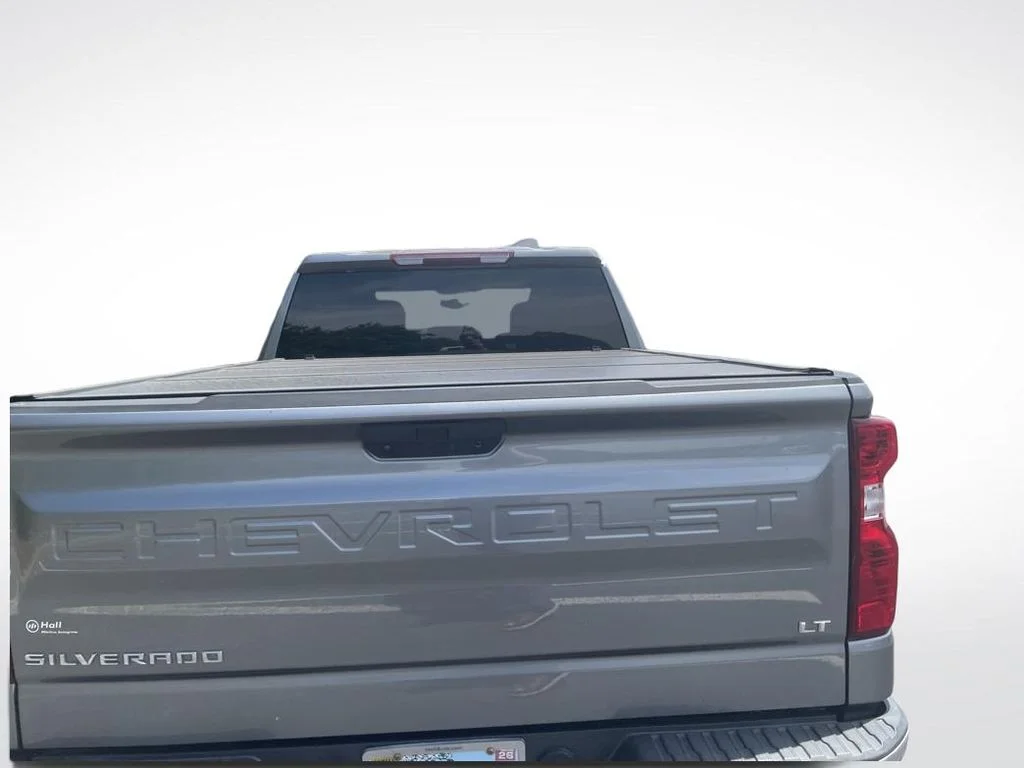 Used 2020 Gray Chevrolet LT image 4
