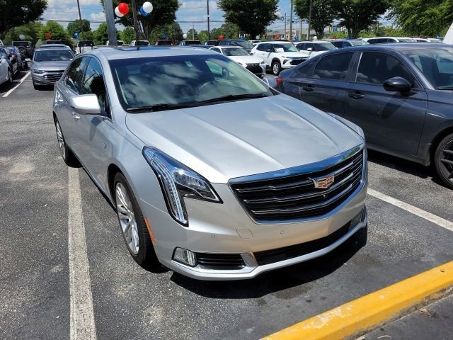 RADIANT SILVER METALLIC 2019 Cadillac XTS Luxury FWD Sedan Front-Wheel Drive