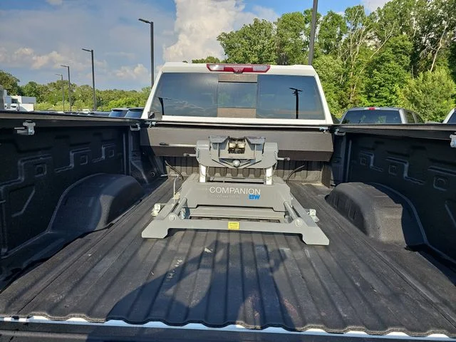 Used 2024 White Chevrolet High Country image 12