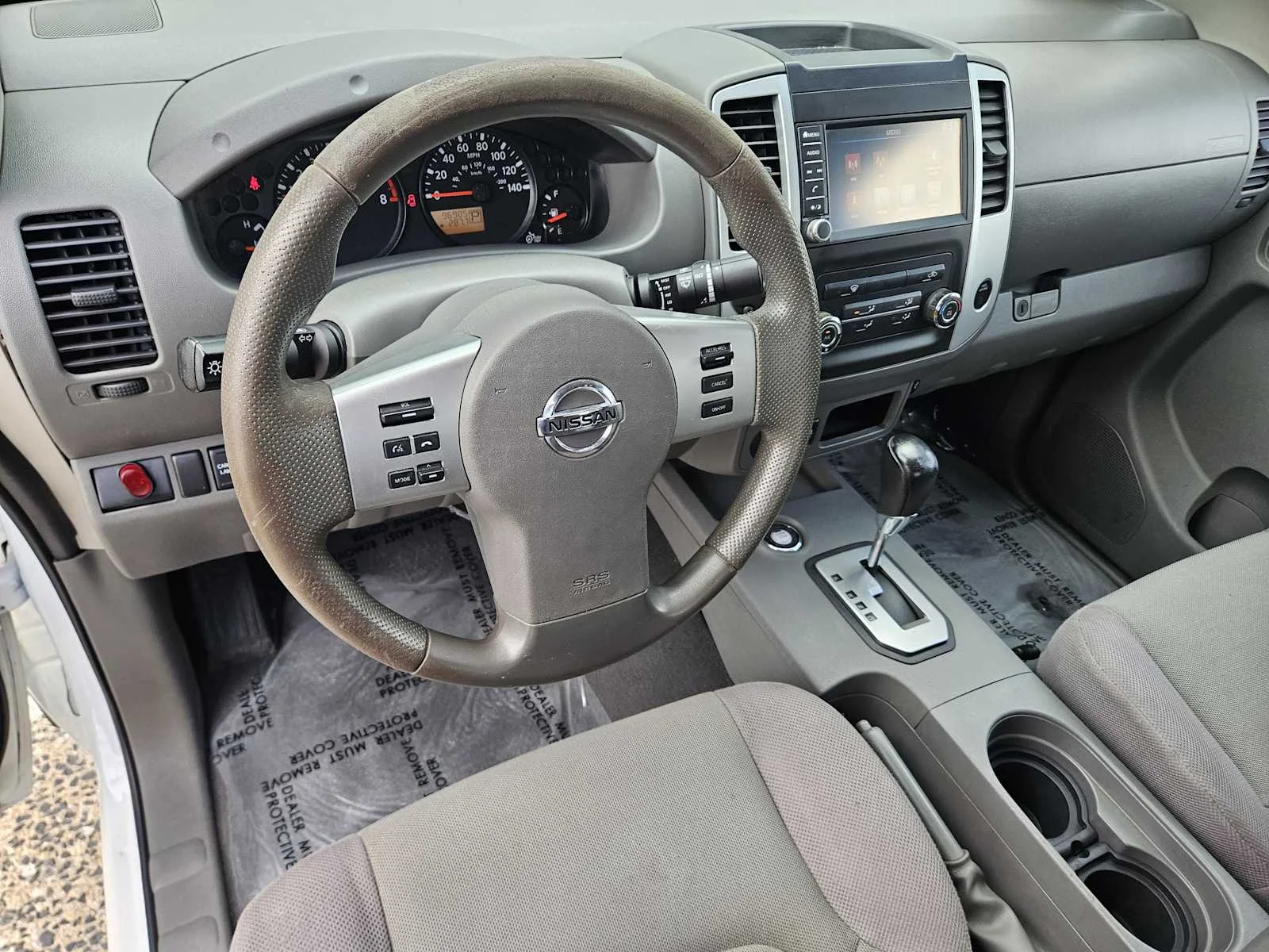 Used 2020 Glacier White Nissan S image 21