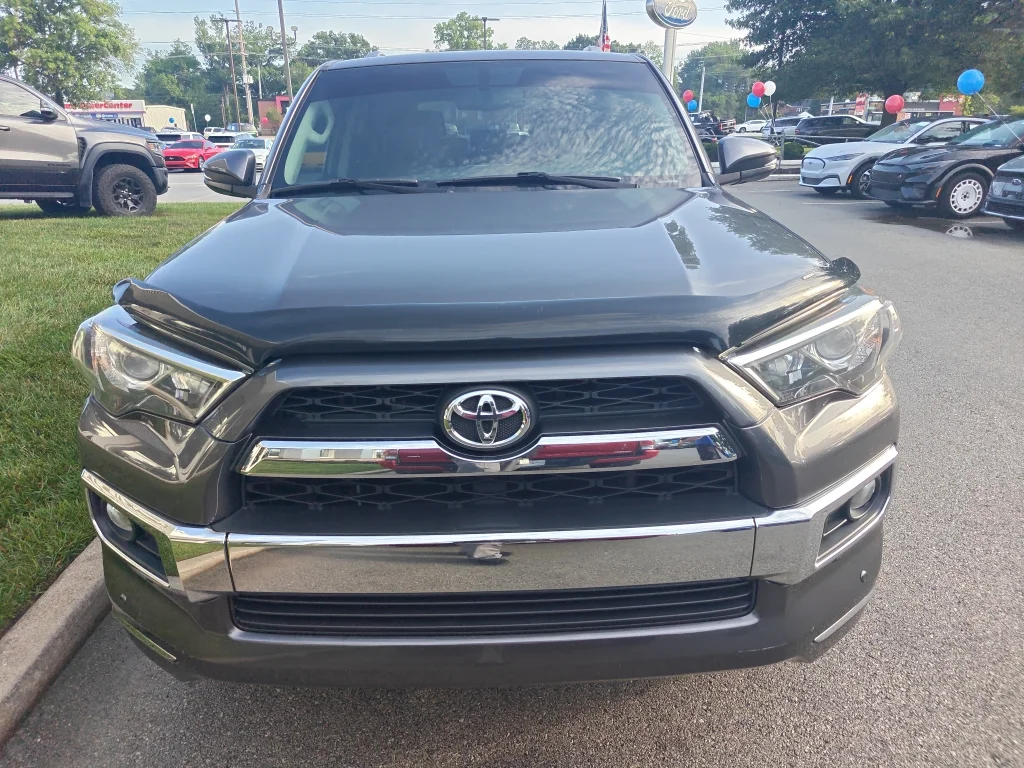 Used 2016 Magnetic Gray Metallic Toyota Limited image 3