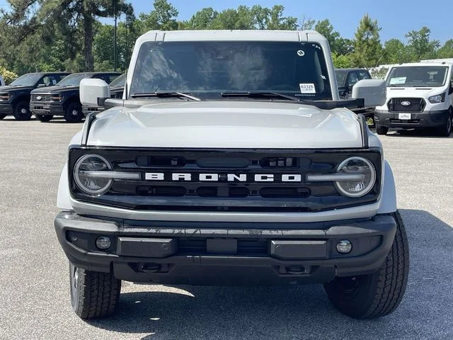 New 2026 White Ford Outer Banks image 6