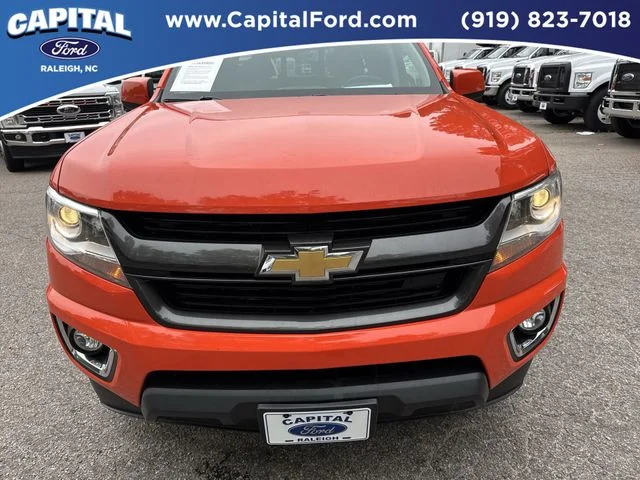 Used 2019 Orange Chevrolet Z71 image 10