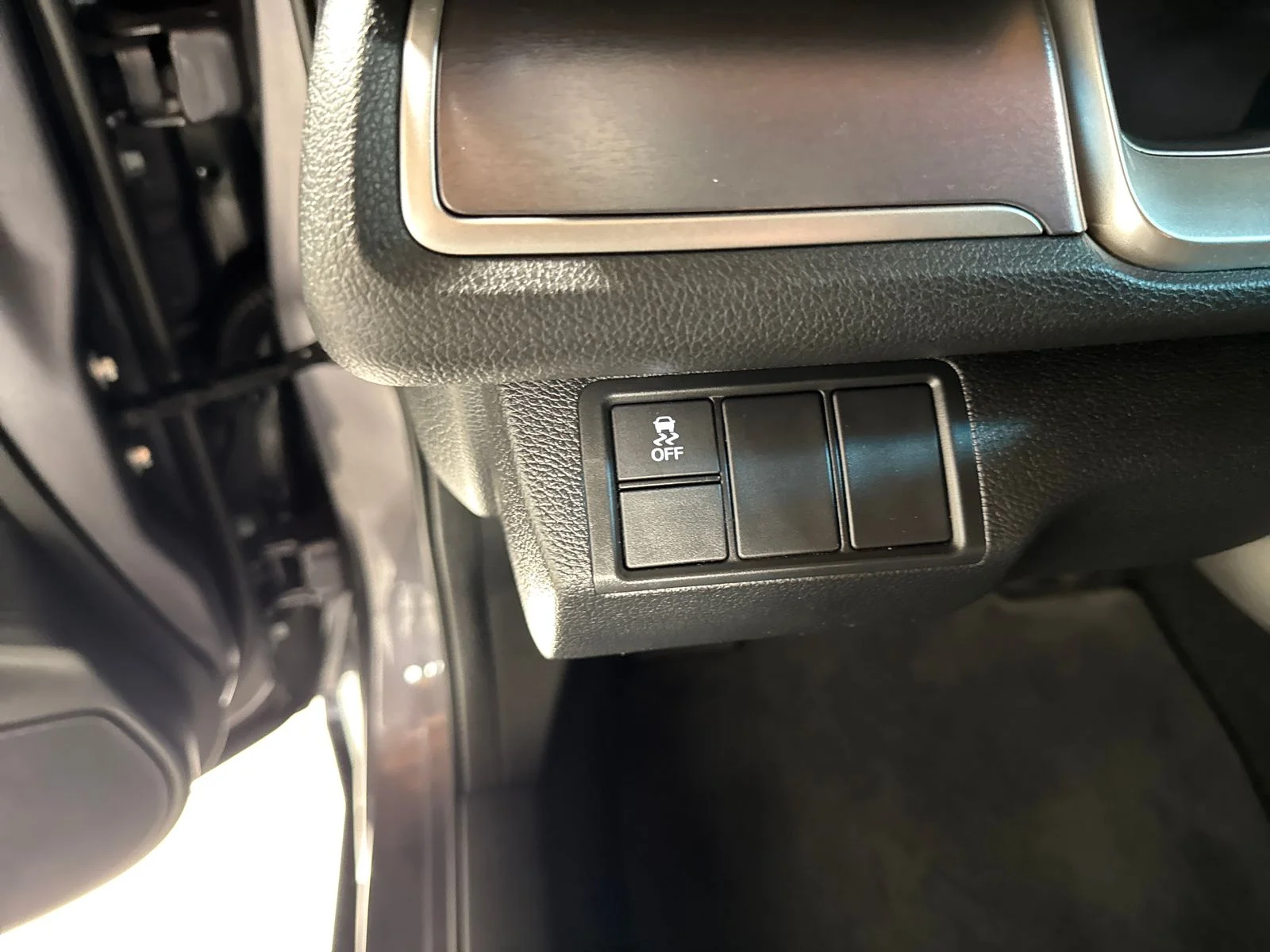 Used 2017  Honda EX-T image 18