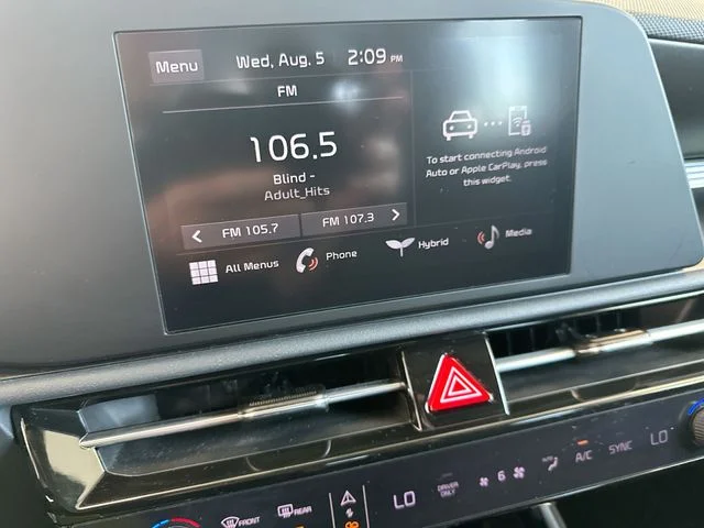 Used 2024 Black Kia LX image 14