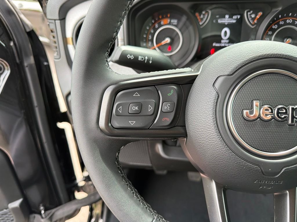 New 2026 Black Clear-Coat Exterior Paint Jeep Sport S image 16