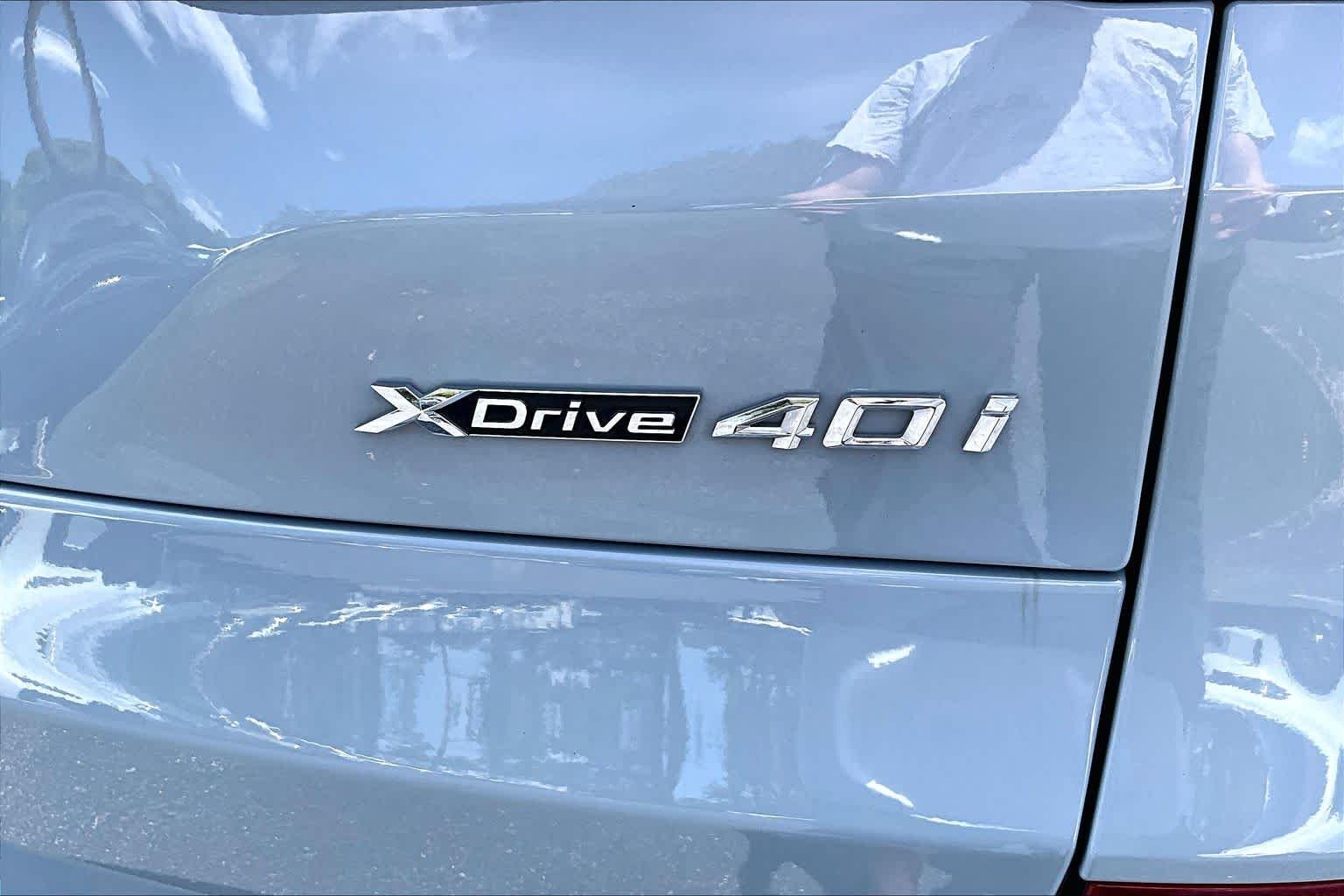 Used 2025 Brooklyn Grey Metallic BMW xDrive40i image 10