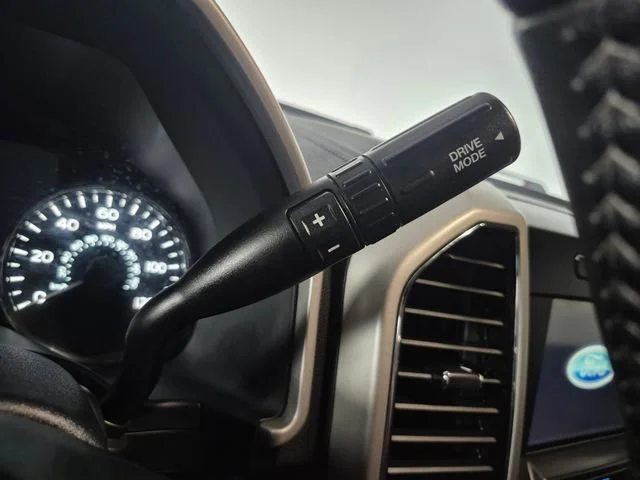 2019 Ford F-150 Lariat - Photo 23