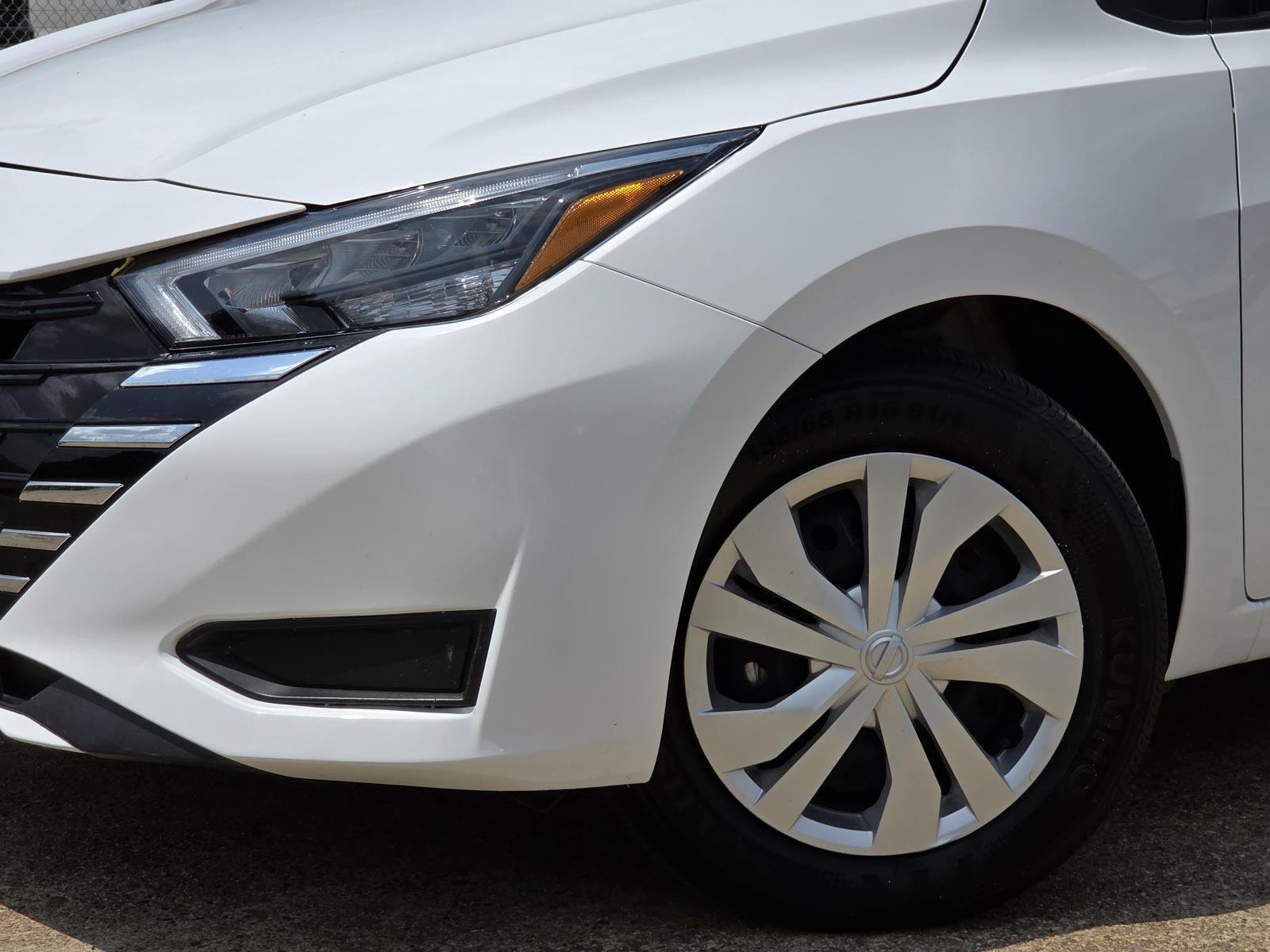 Used 2025 Fresh Powder Nissan S image 7