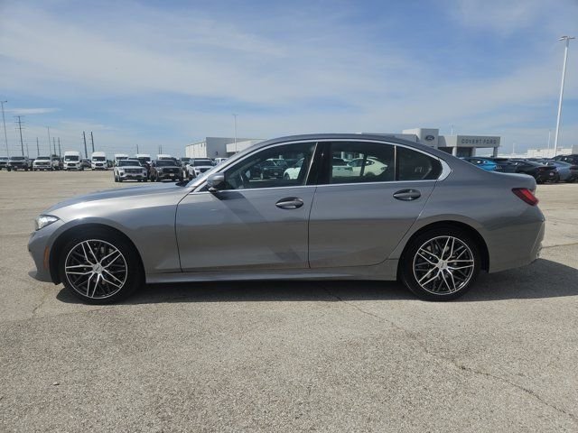 Used 2024 Gray BMW 330i image 4