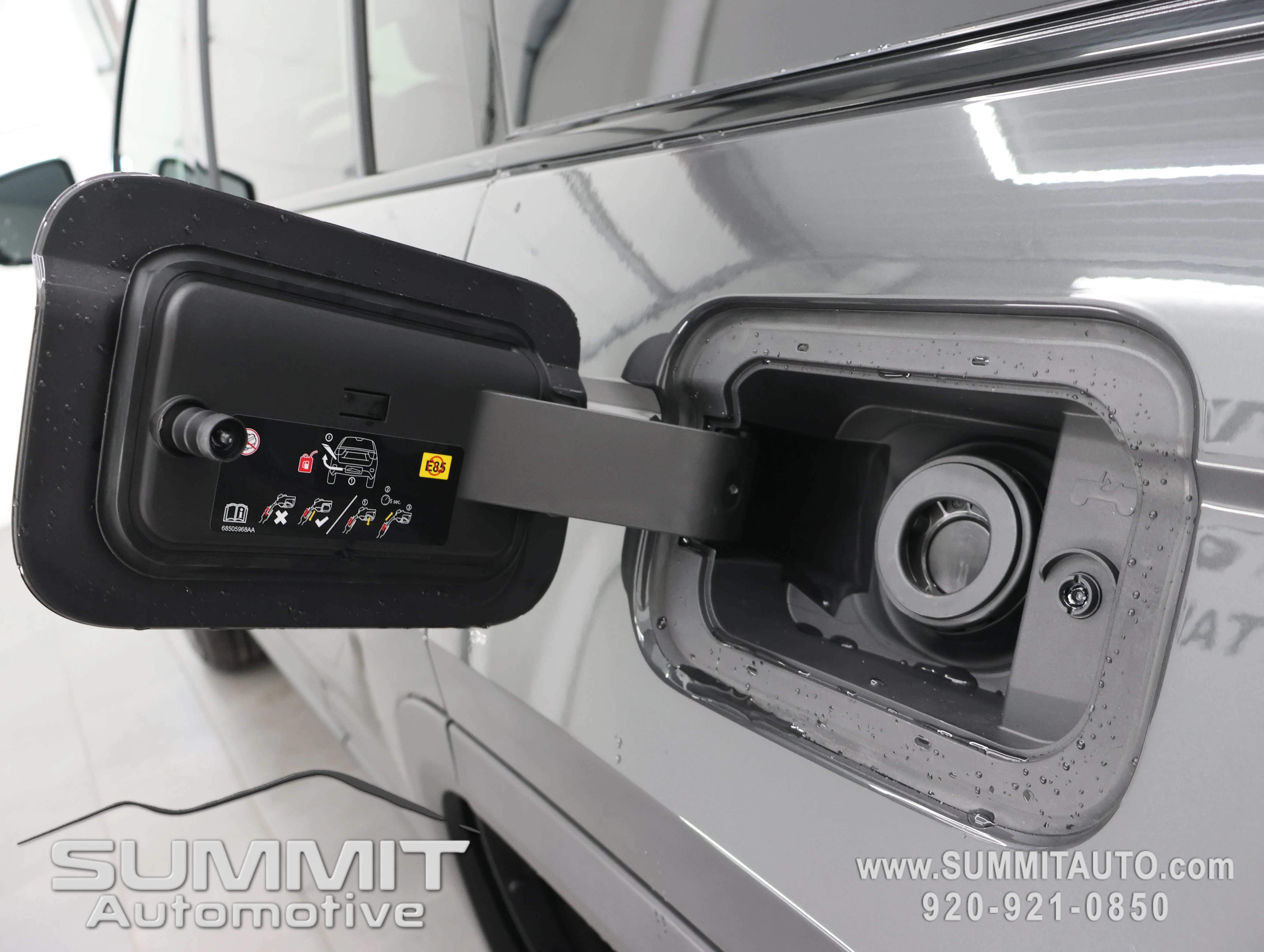 New 2026 Baltic Gray Metallic Clearcoat Jeep Altitude image 34