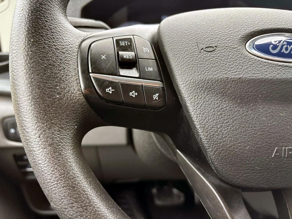 Used 2025 White Ford  image 17