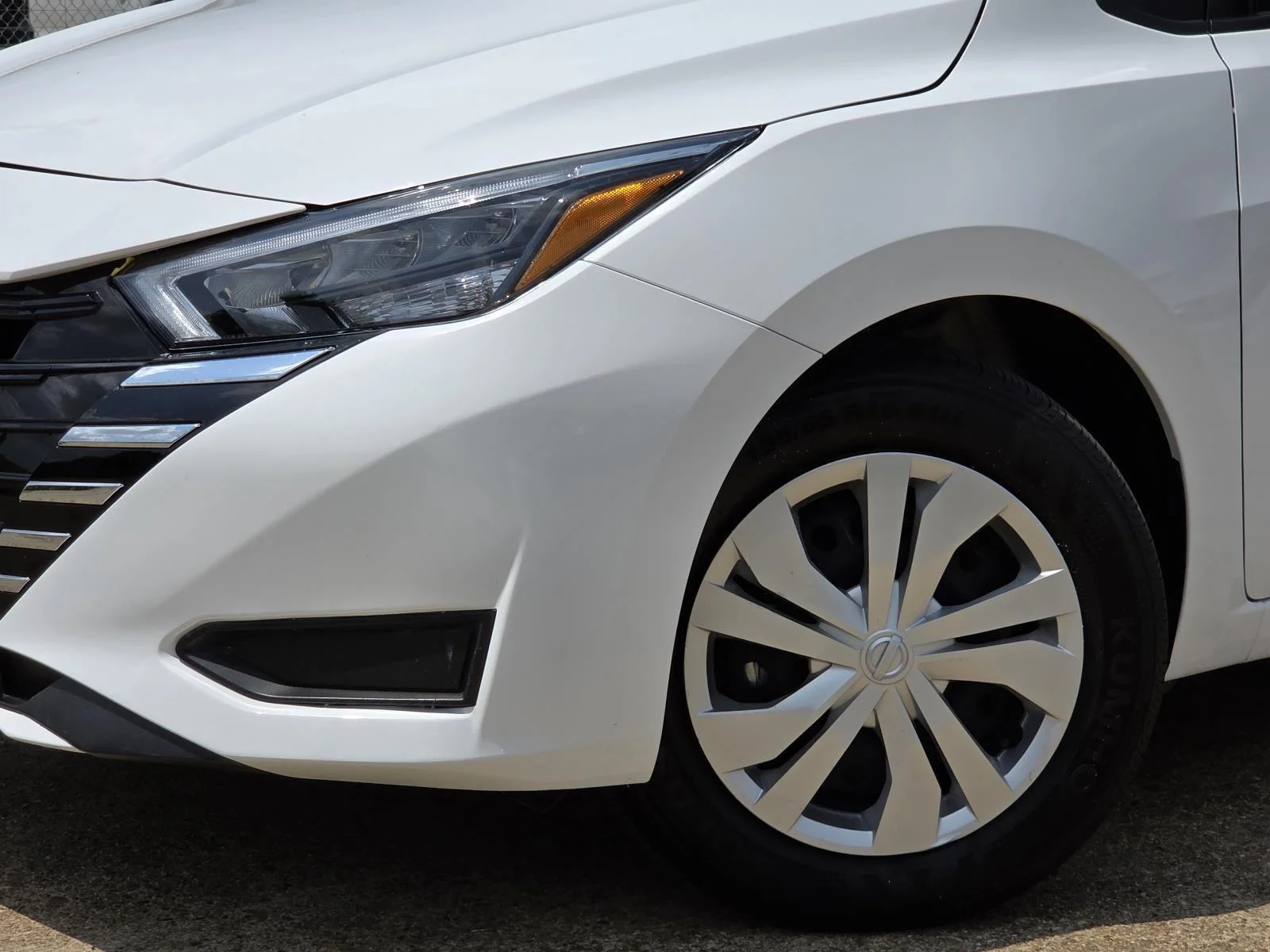 Used 2025 Fresh Powder Nissan S image 7