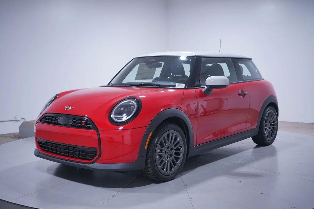 2026 MINI Hardtop Cooper S Signature's photo