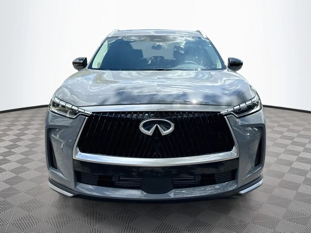 New 2027 HARBOR GRAY INFINITI Luxe FWD image 2