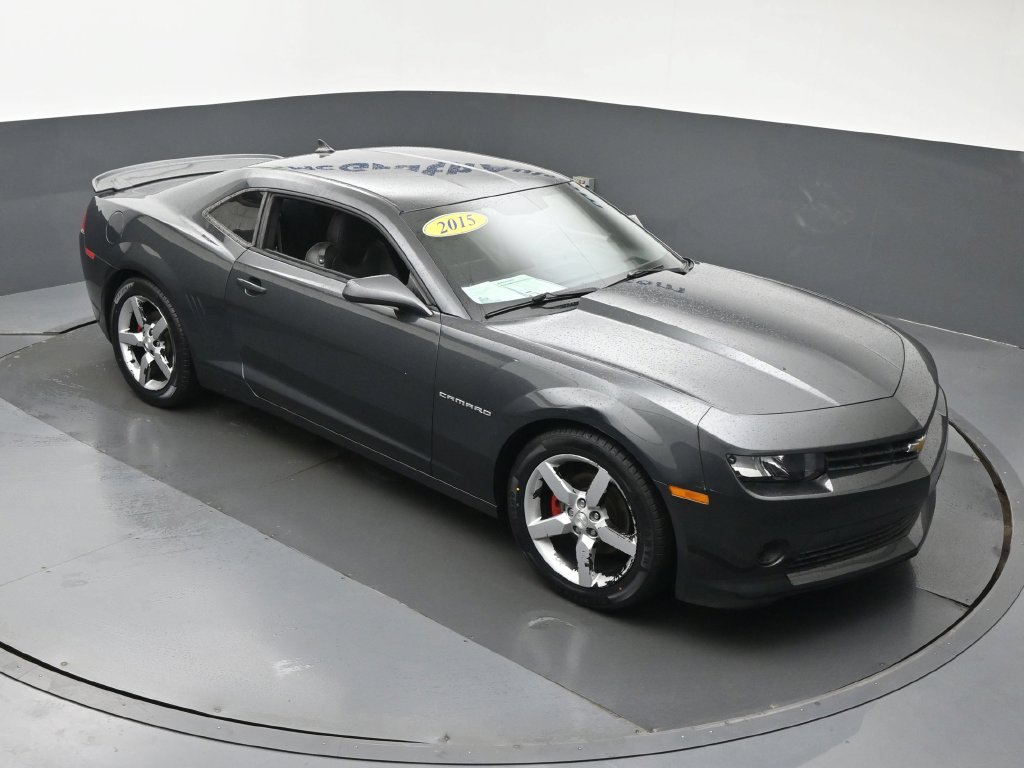 Used 2015 Gray Chevrolet 2LT image 3