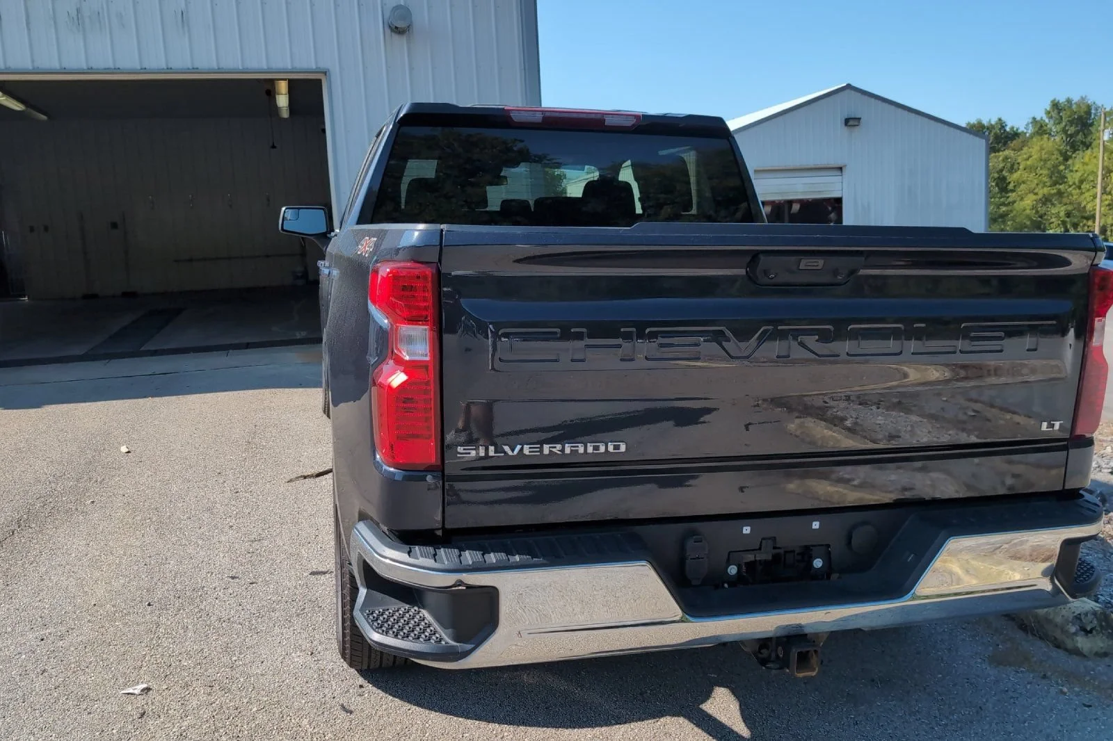 Used 2024 Dark Ash Metallic Chevrolet LT (2FL) image 7