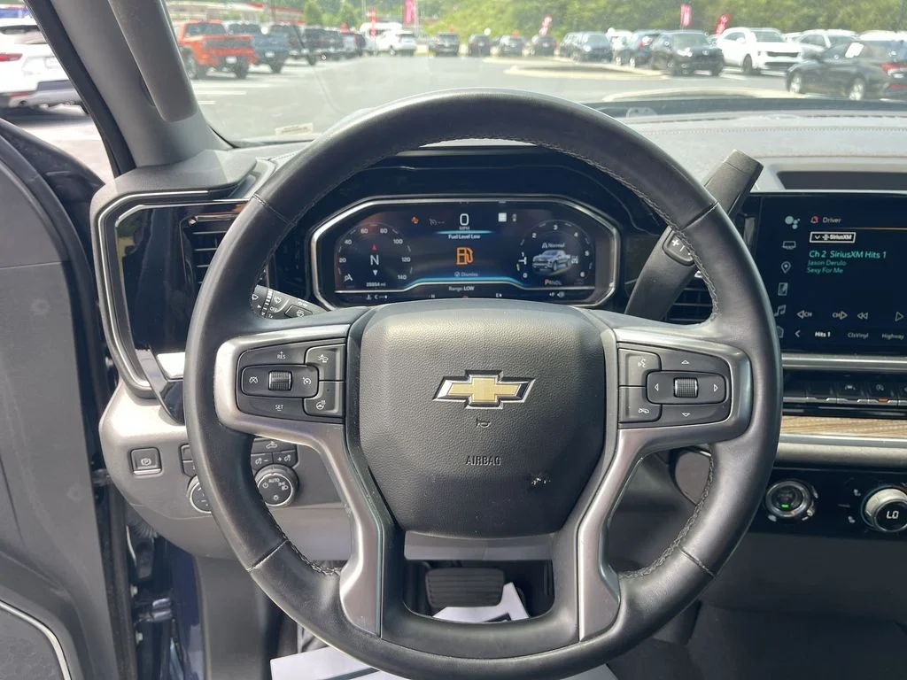 Used 2023 Blue Chevrolet LT image 18