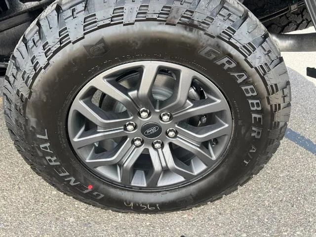 New 2026 Carbonized Gray Metallic Ford Tremor® image 63