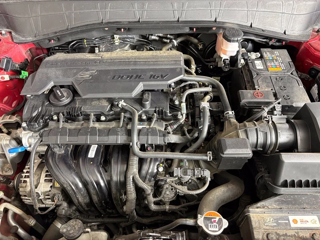 Used 2025 Red Hyundai SEL image 41