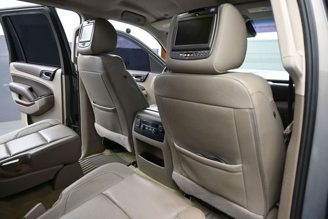 Used 2017 Gray Chevrolet LT image 27