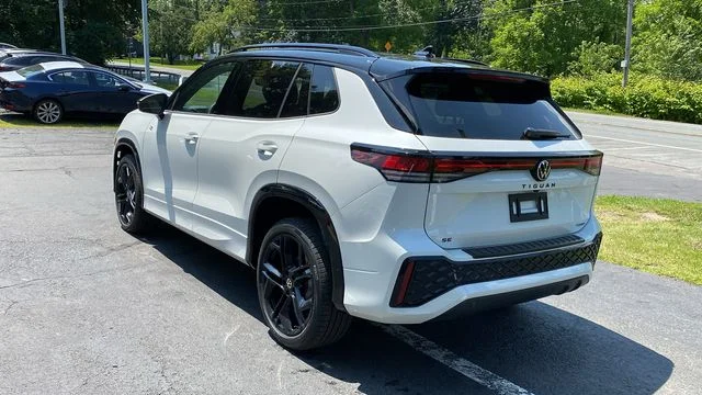 New 2026 White/off-white Volkswagen 2.0T SE R-Line Black image 7