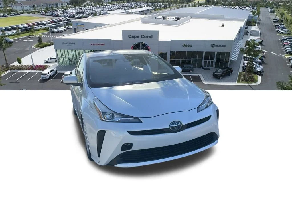 Used 2021 Beige Toyota L image 3
