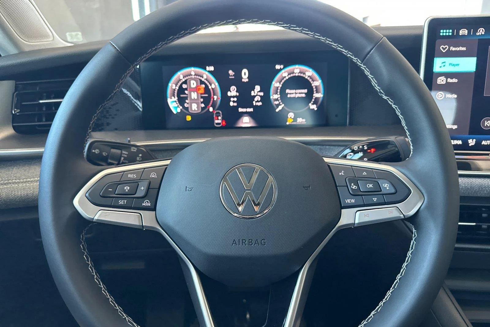 New 2026 Pyrite Silver Metallic Volkswagen S image 22