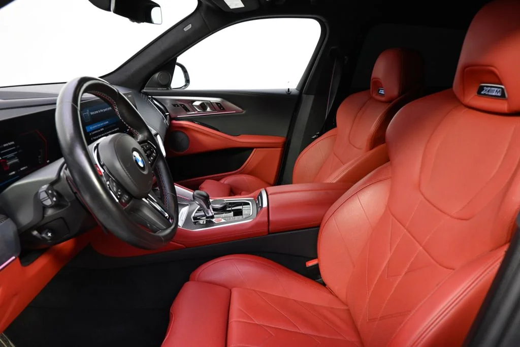 2023 BMW XM Base - Photo 13