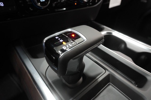 2026 GMC Sierra 1500 SLT - Photo 33