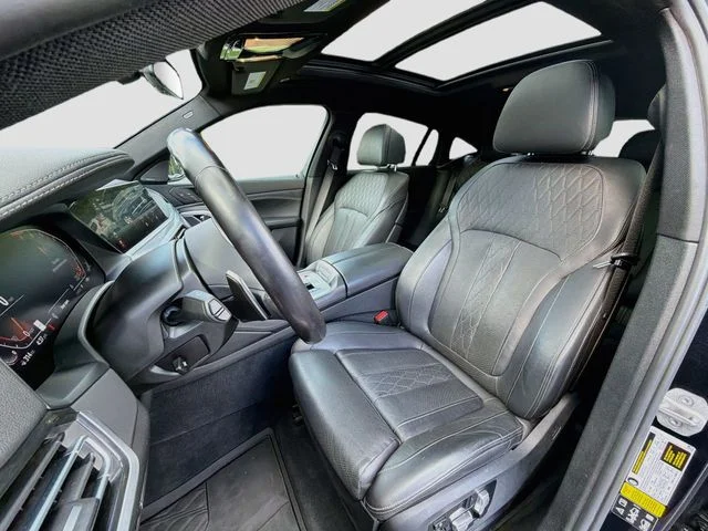 Used 2023 Black BMW xDrive40i image 11