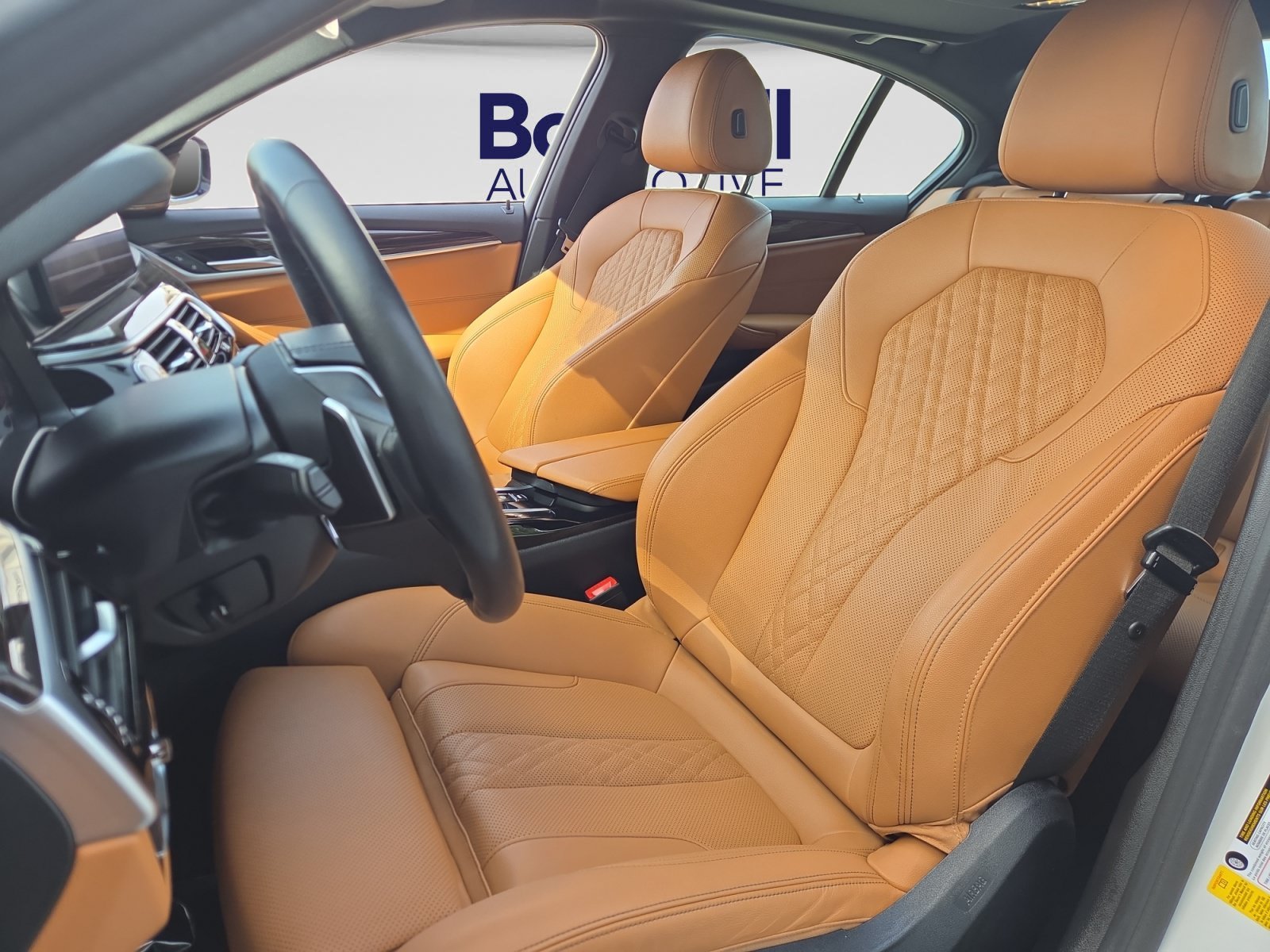 2022 BMW 5 Series 530i - Photo 9