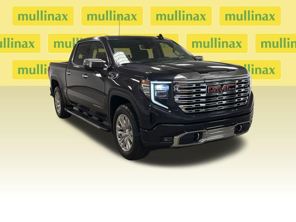 Used 2024 Silver GMC Denali image 3