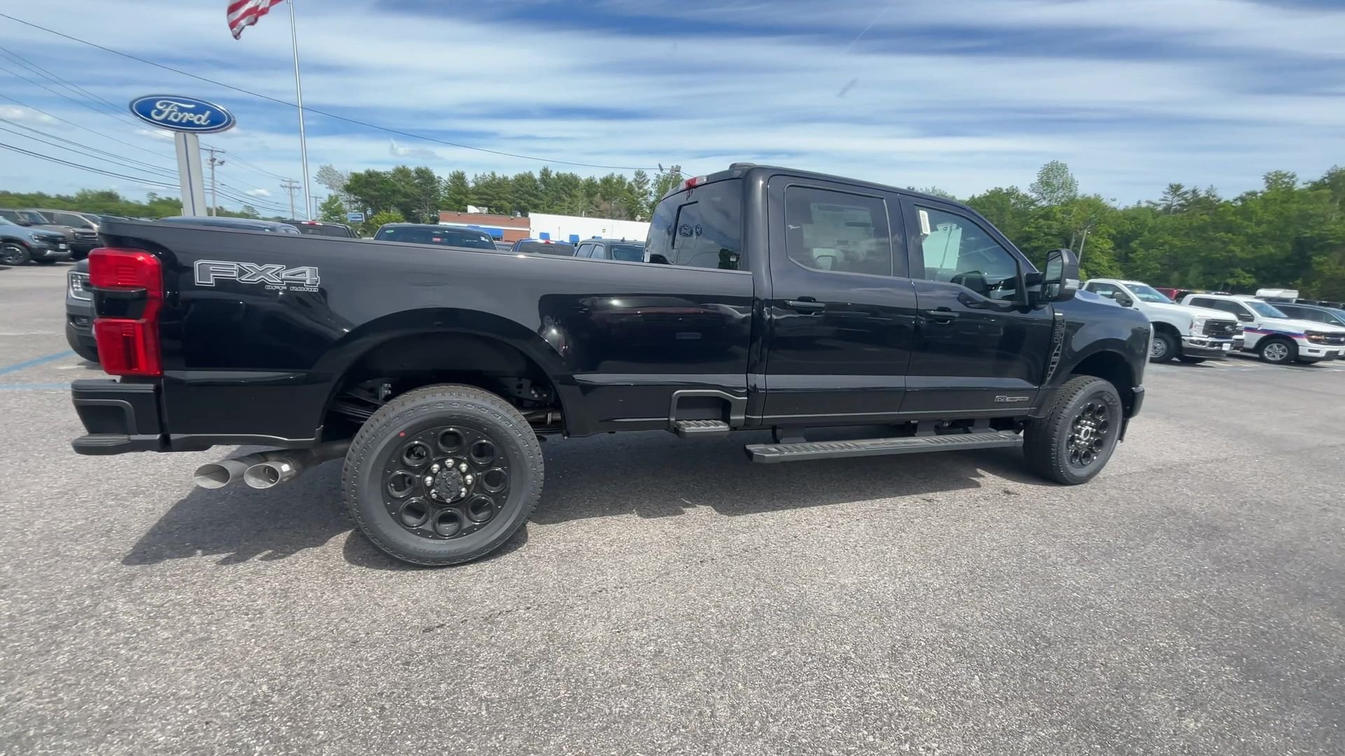 New 2026 Agate Black Metallic Ford F-350® Lariat® image 19