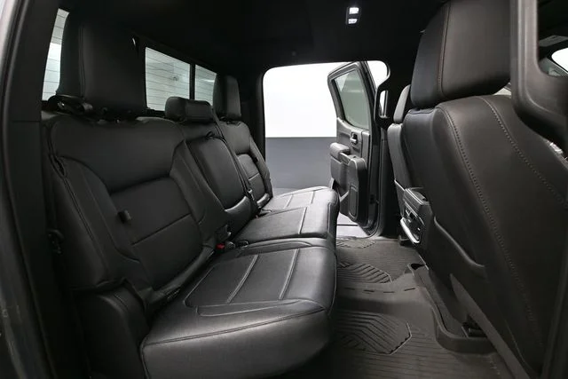 Used 2020 Gray GMC AT4 image 39