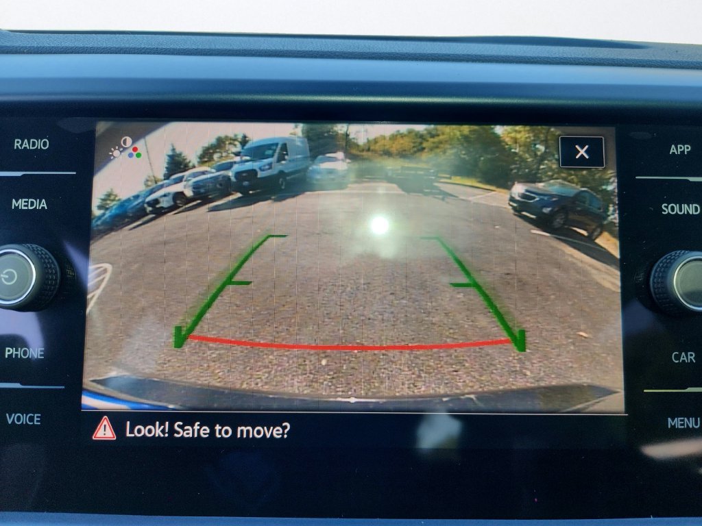 Certified Used 2024 Black Volkswagen 1.5T SE image 18