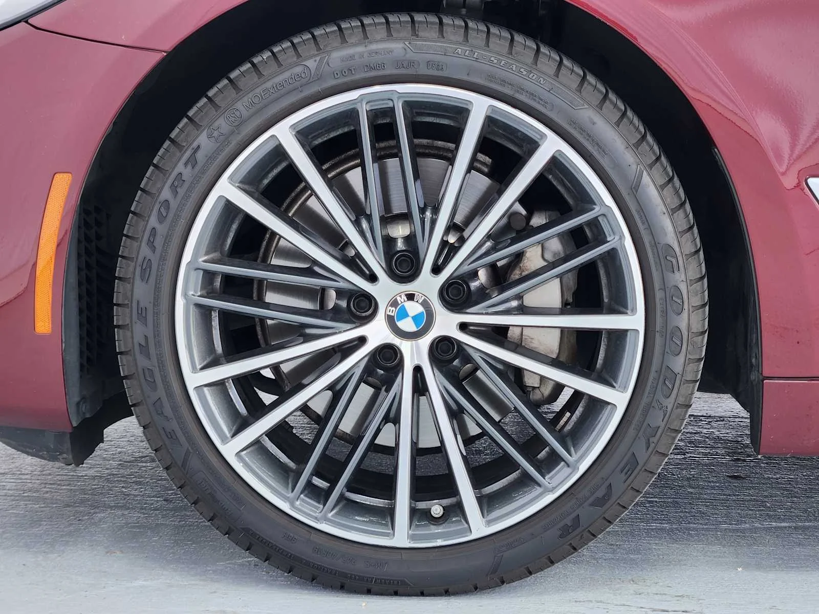 Certified Used 2023 Aventurin Red Metallic BMW 530i image 7